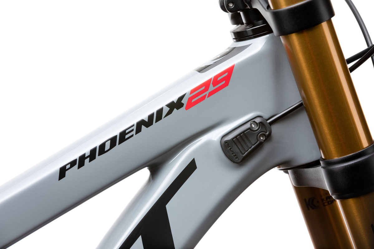 Pivot Phoenix 29 finally lands with big wheels and compact frame design