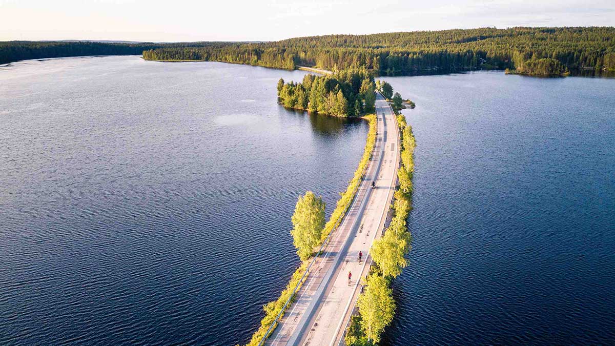 how to ride gravel bikes to the arctic circle in Finland