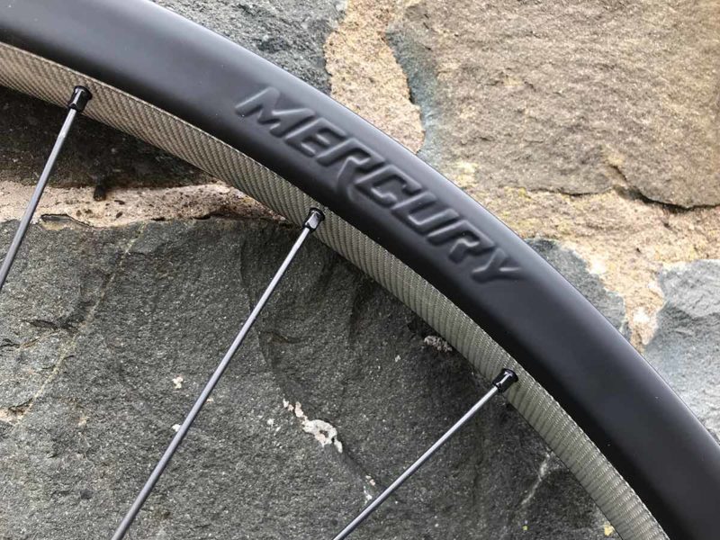 mercury-cycling-logo-embossed-carbon-rims