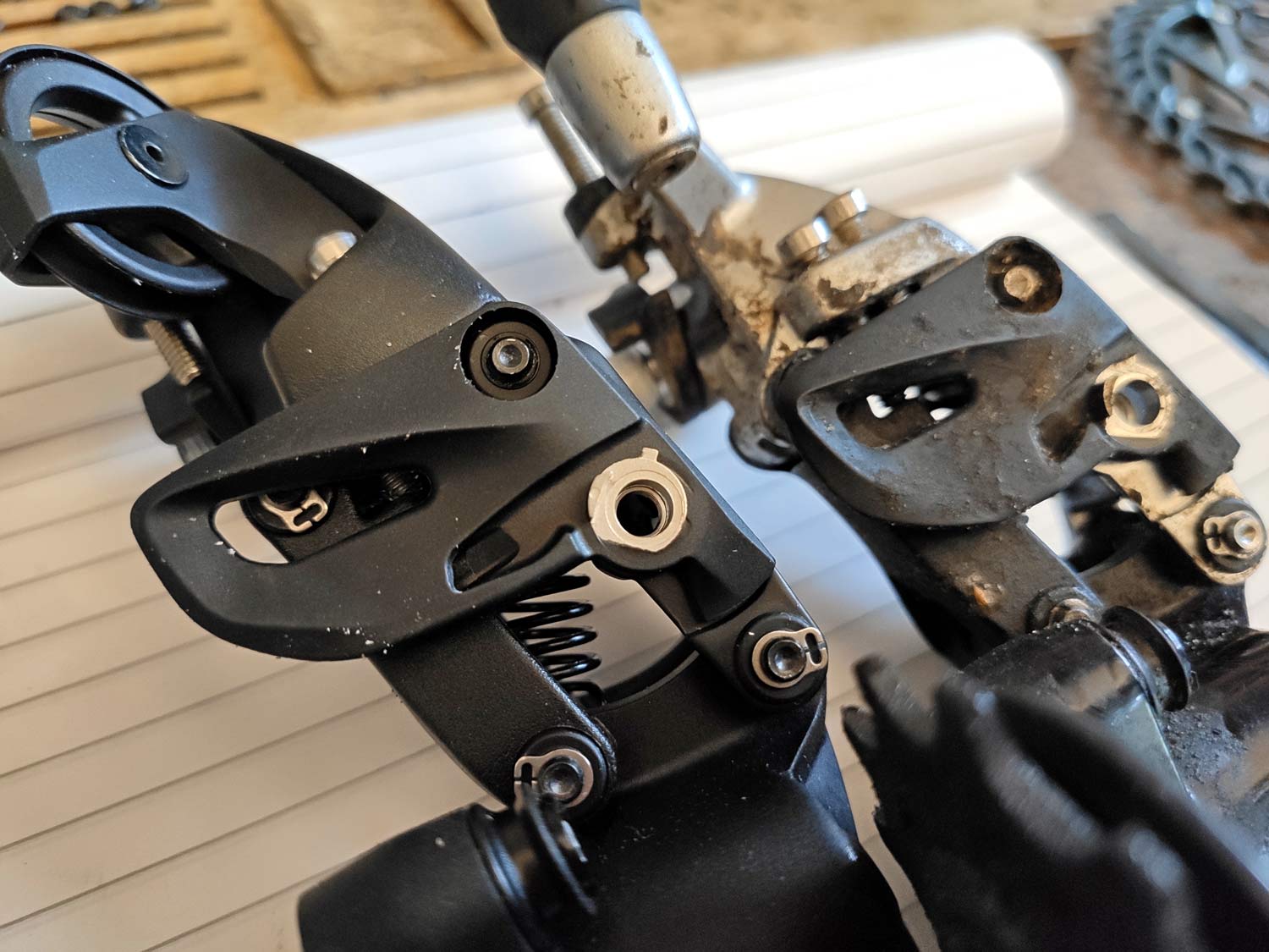 How To SRAM Eagle gravel 1x 11 speed drivetrain hack, Parallel Handbuilt BudgetMullet drop bar wide range adventure bike 1x11 drivetrain conversion
