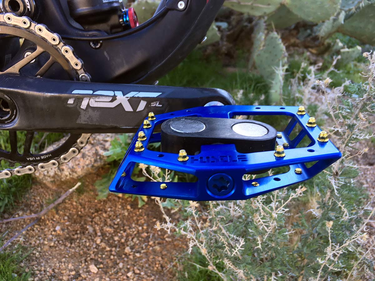 hustle avery remtech magnetic flat pedal roller bearing