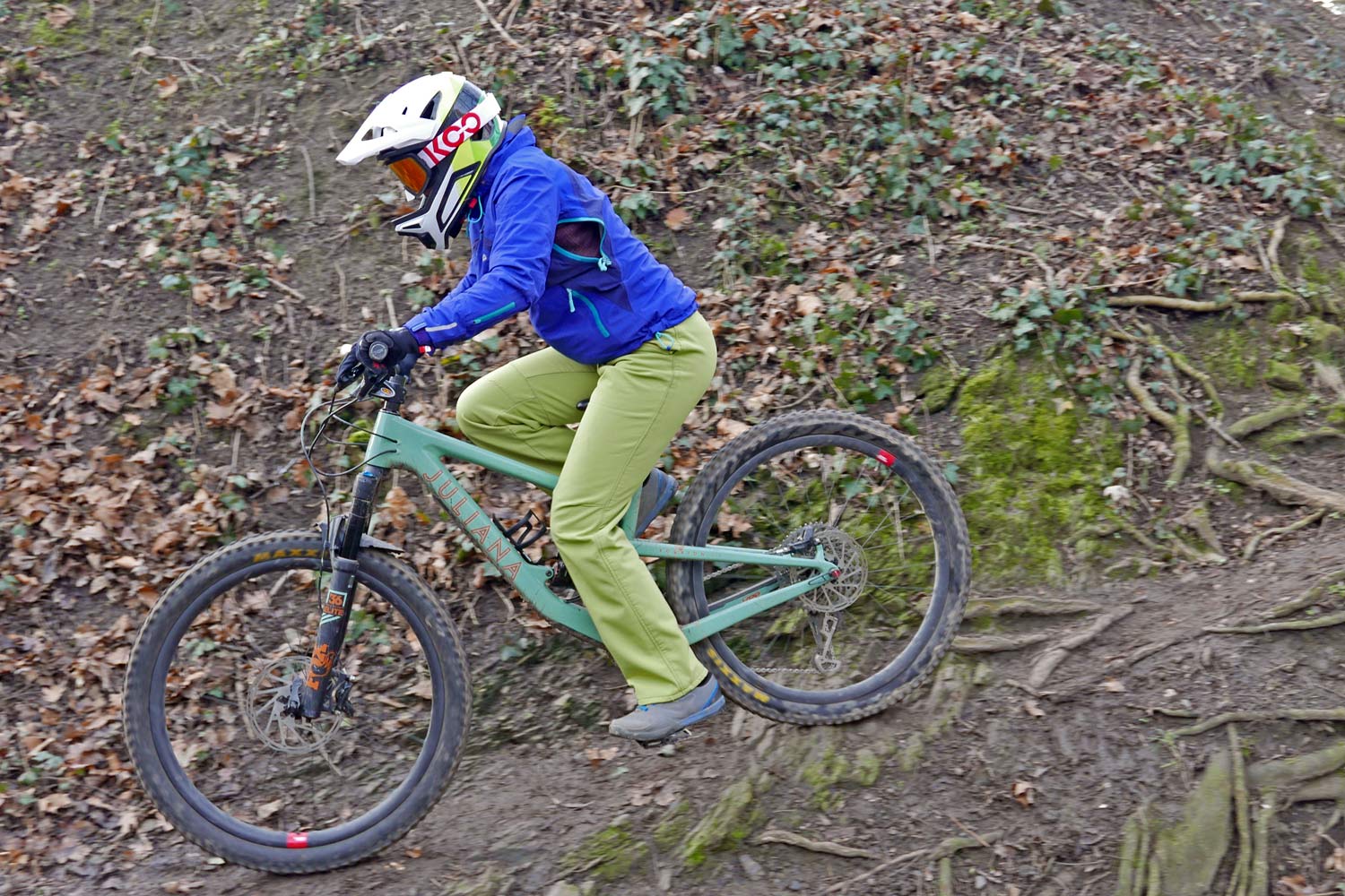 Kask Defender DH helmet, lightweight carbon full-face enduro gravity downhill MTB mountain bike helmet