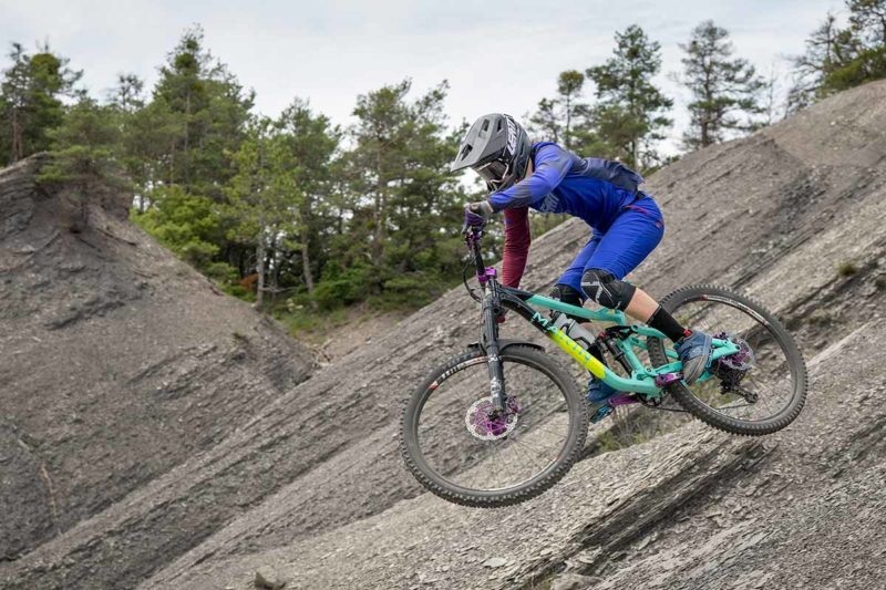 leatt-martha-gill-mtb-shoes