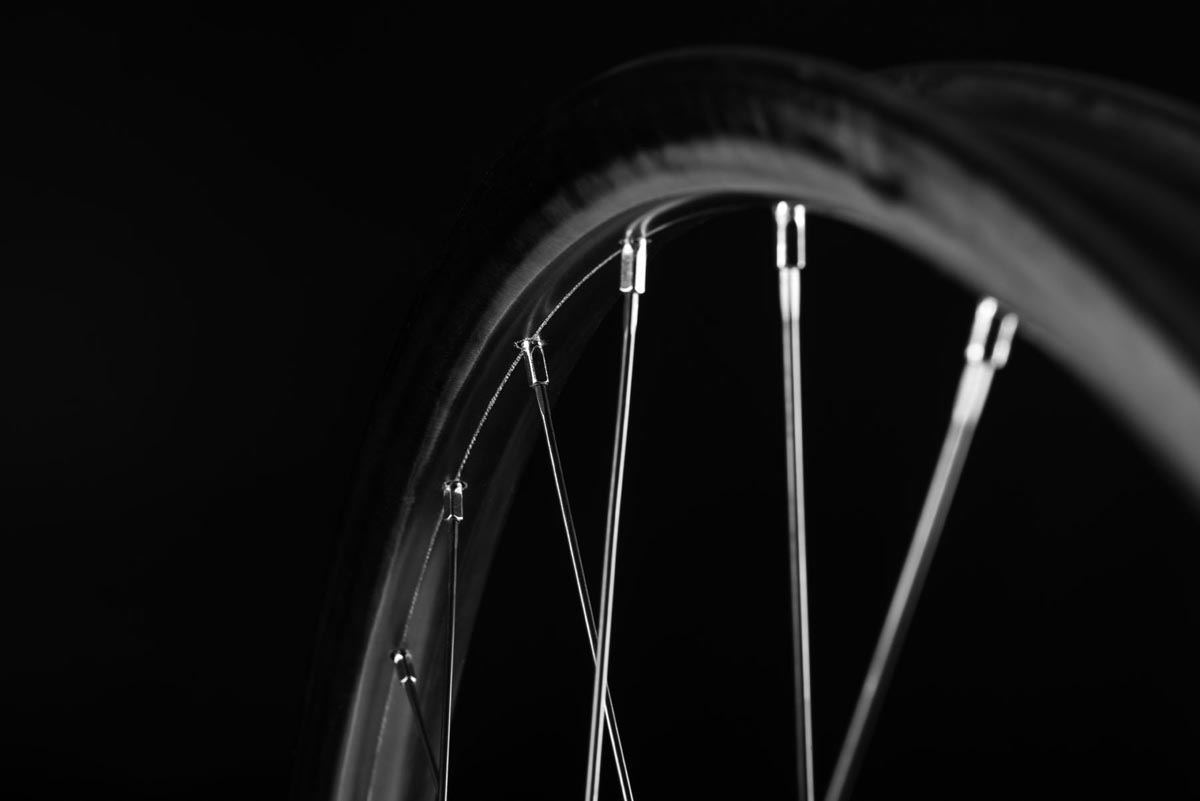 ENVE builds new Foundation Collection with US Made carbon, more affordable AM30 MTB wheels