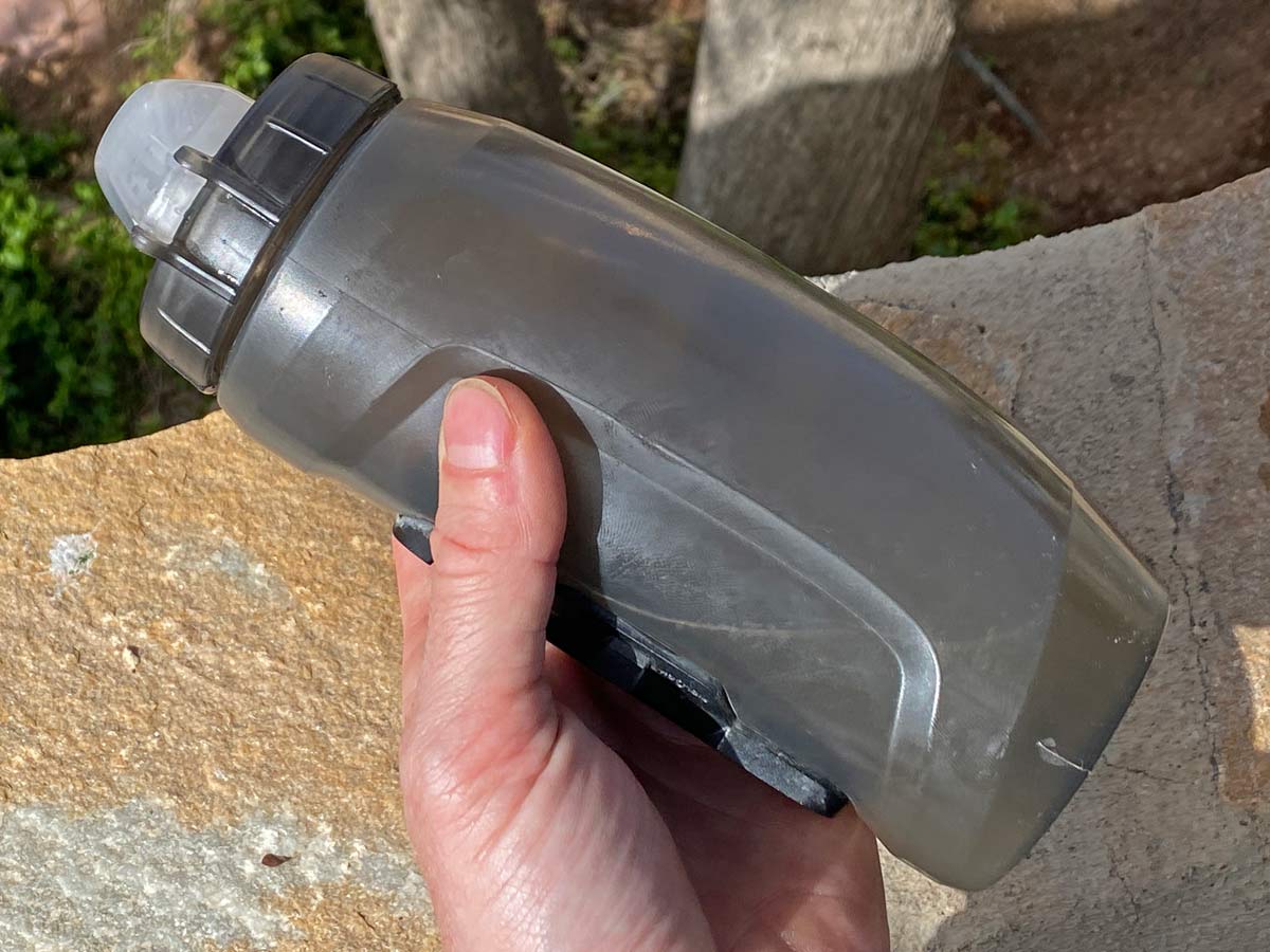 Fidlock Twist 590 magnetic cageless water bottle