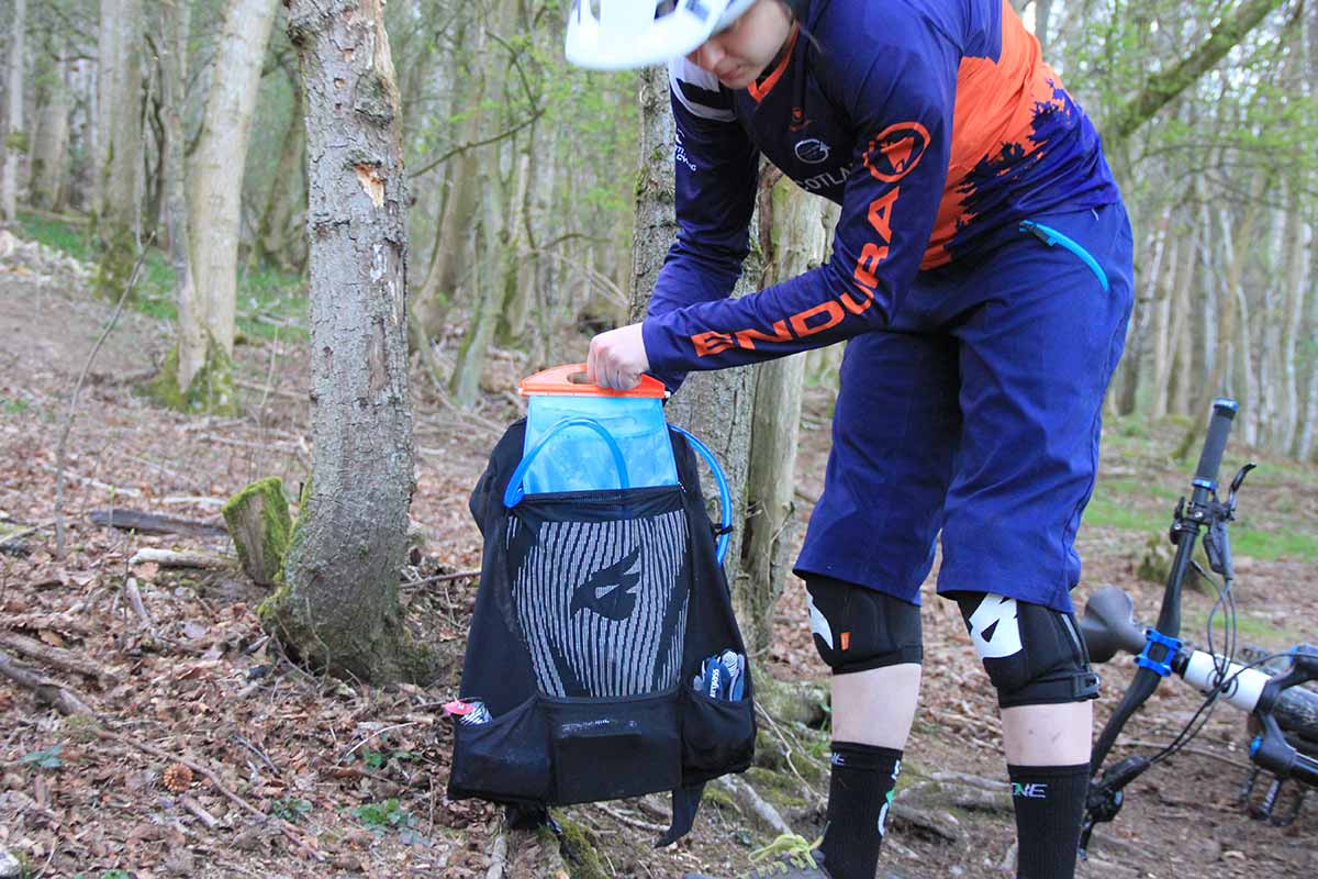 mtb back protector with water bladder
