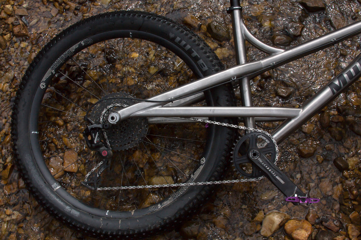 Review: Has Mullet Cycles nailed mixing wheel sizes with their titanium Honey Maker?