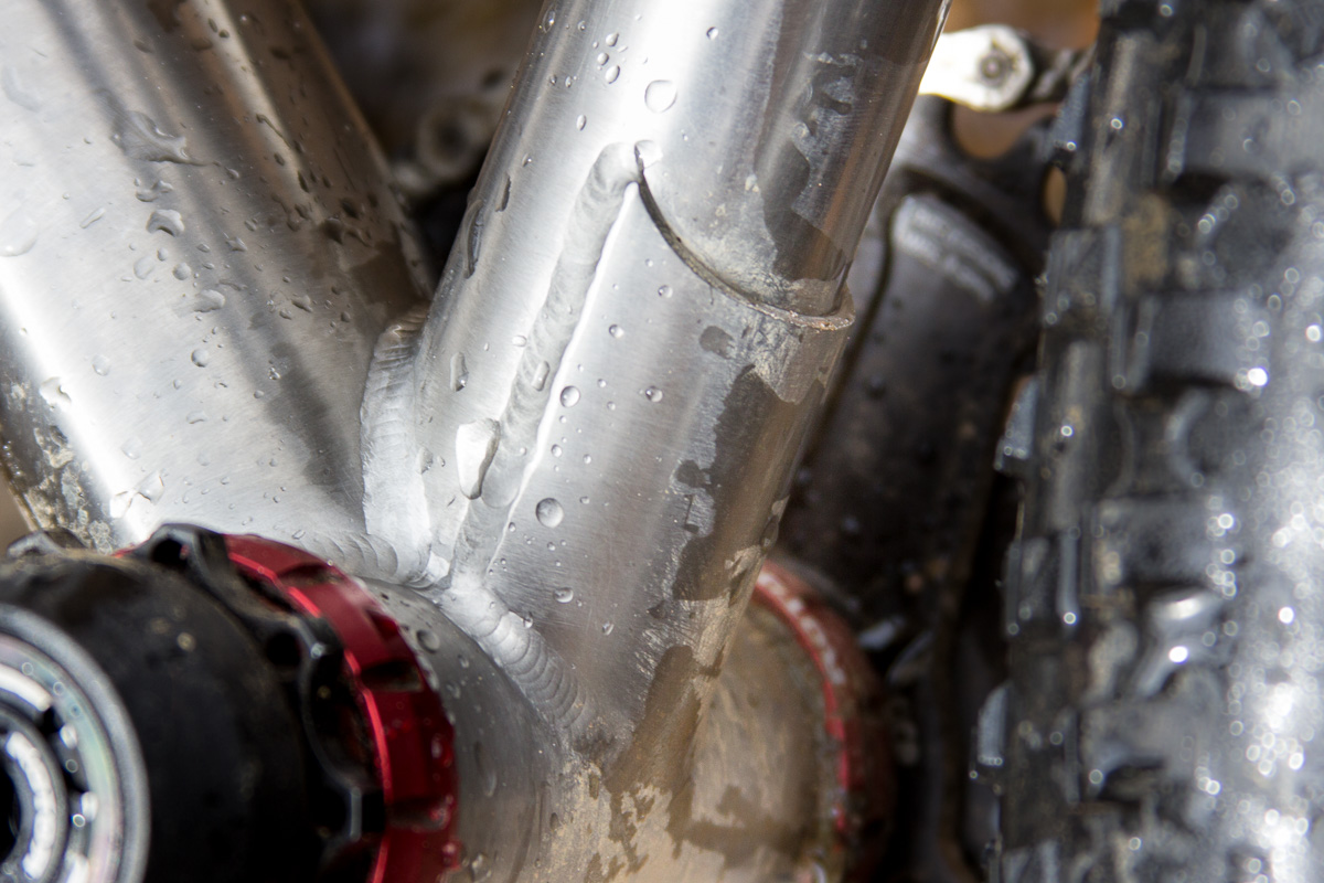 Review: Has Mullet Cycles nailed mixing wheel sizes with their titanium Honey Maker?