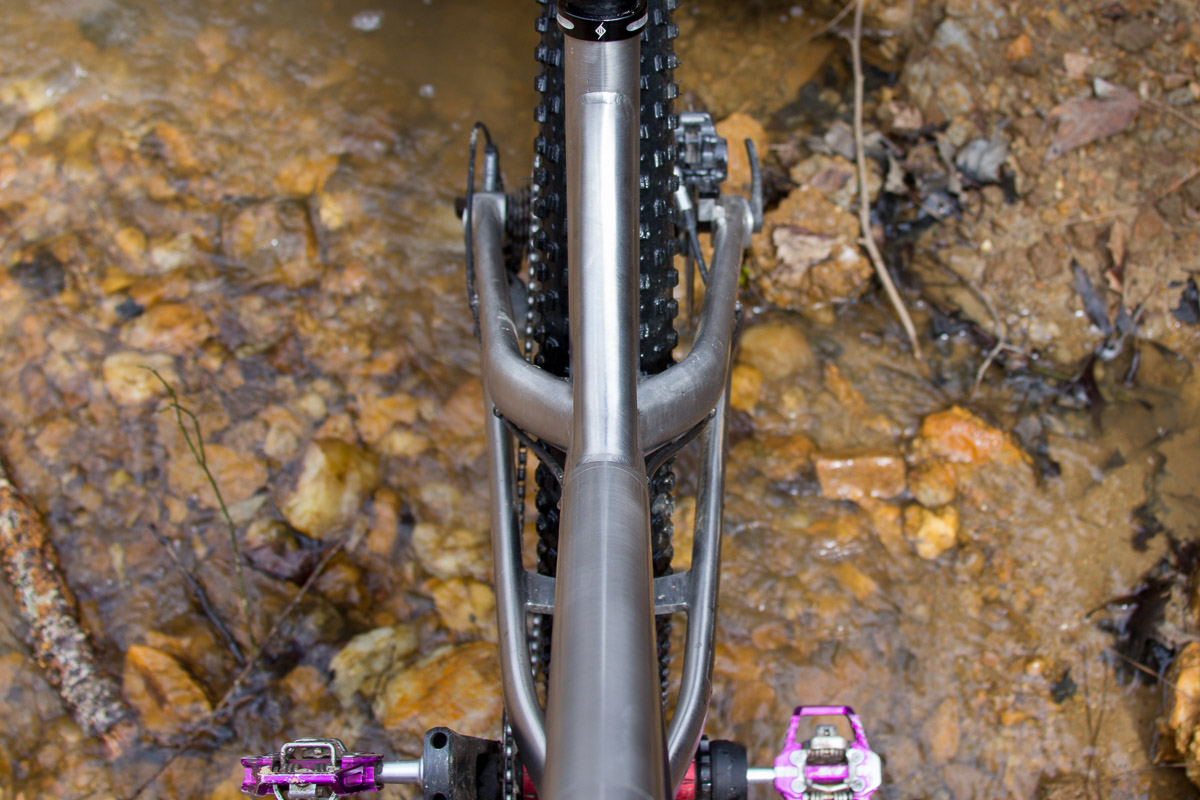 Review: Has Mullet Cycles nailed mixing wheel sizes with their titanium Honey Maker?