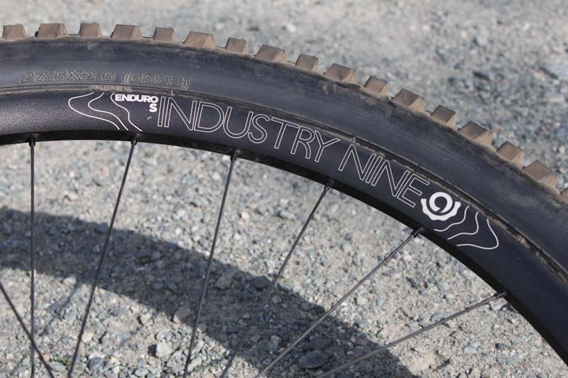 Knolly Warden LT, Industry Nine Enduro S rim