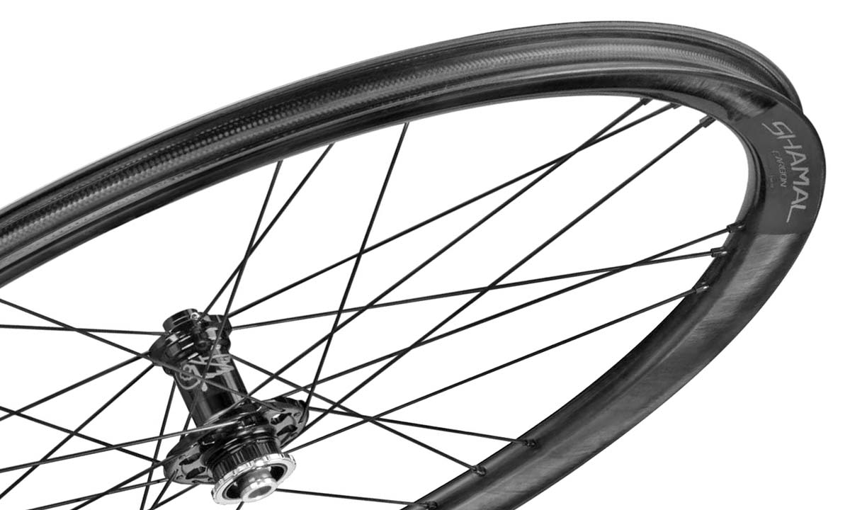 2020 Campagnolo Shamal Carbon DB wheels, 21mm wide internal Italian lightweight endurance gravel all-road bike wheelset
