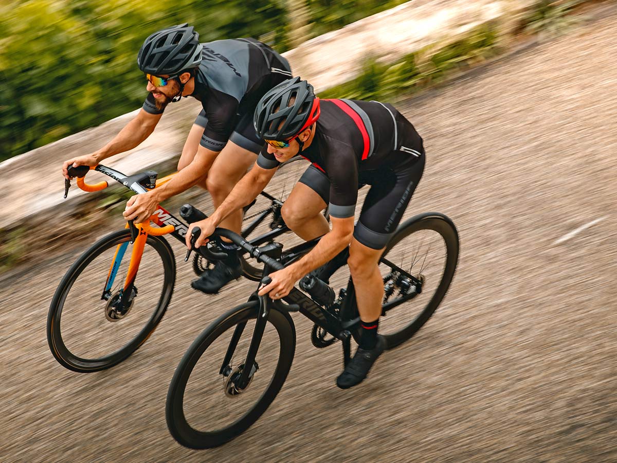2021 Merida Reacto Disc aero road bike, everyday race lightweight carbon aero road race bike