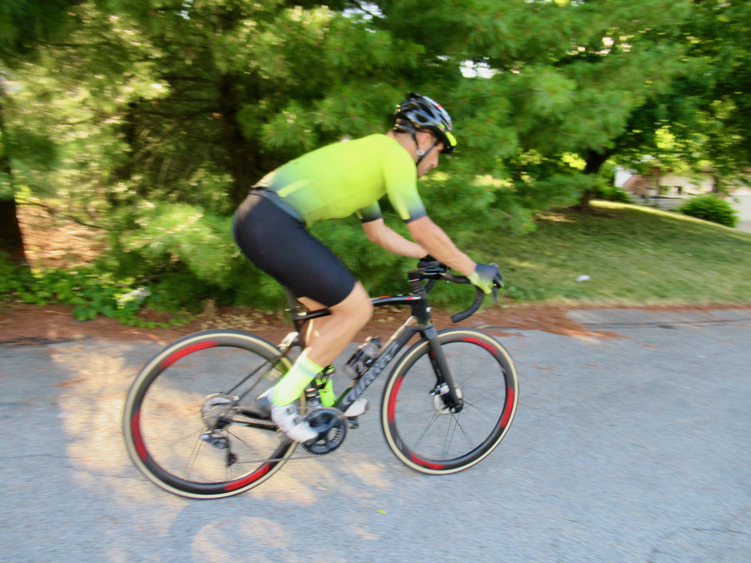 Review: Rolf Prima Ares 4 Disc wheels fast on the road and gravel