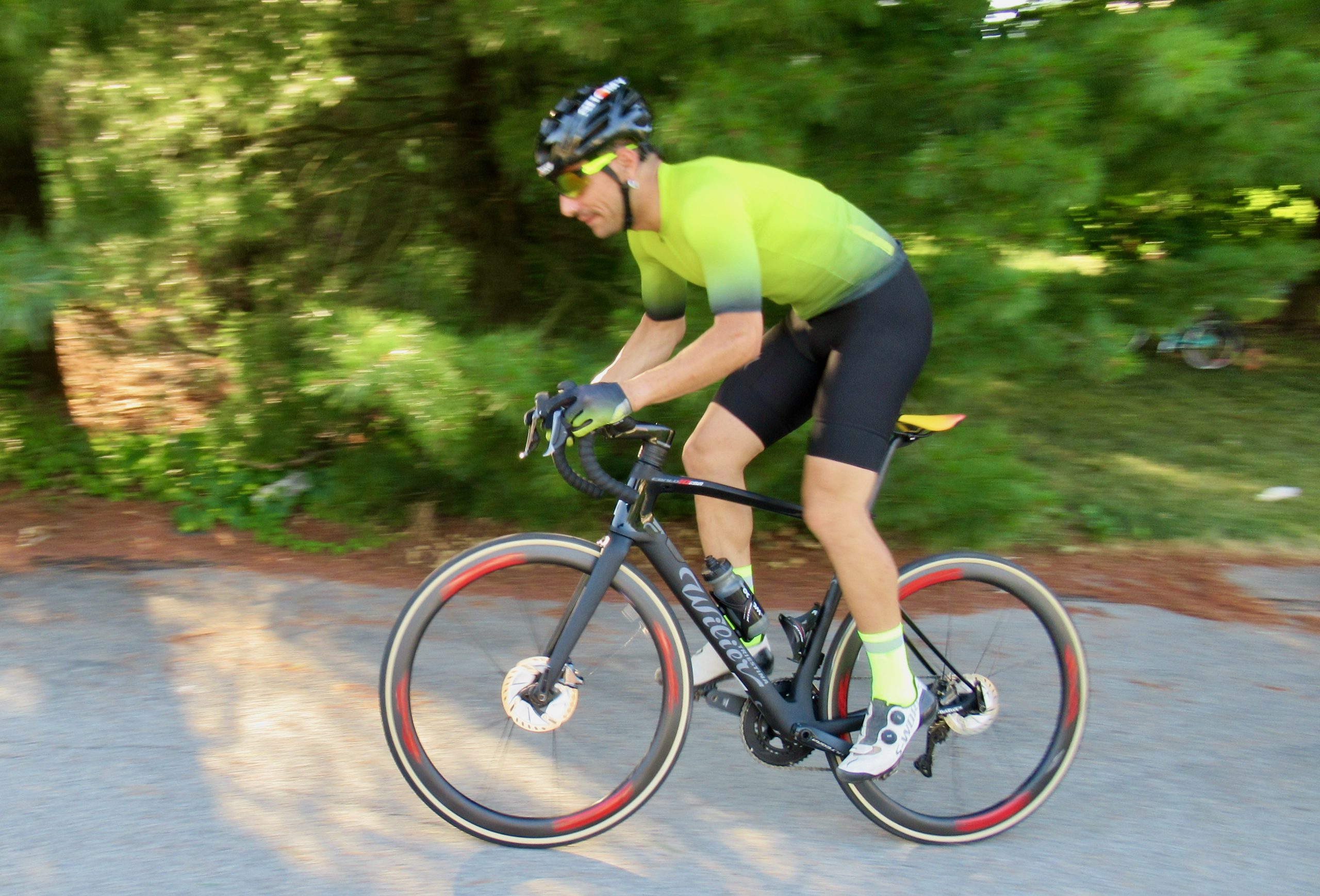 Review: Rolf Prima Ares 4 Disc wheels fast on the road and gravel