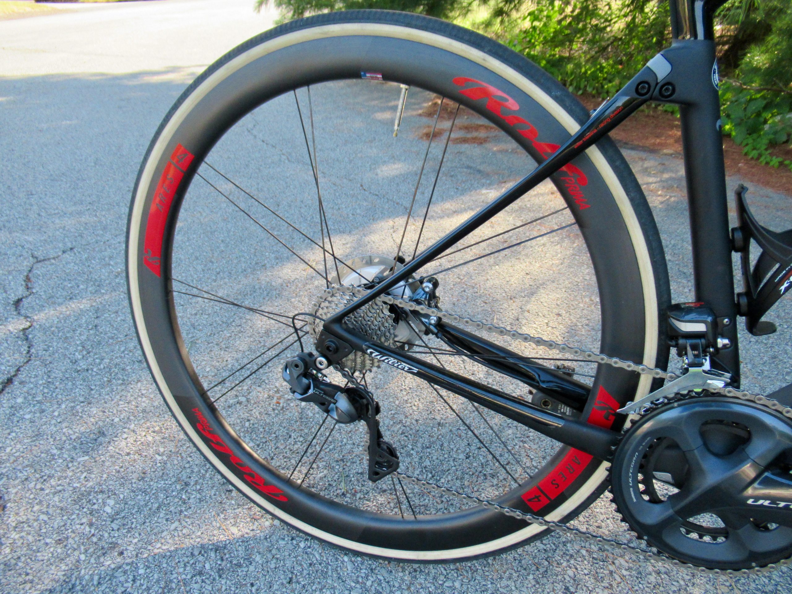 Review: Rolf Prima Ares 4 Disc wheels fast on the road and gravel