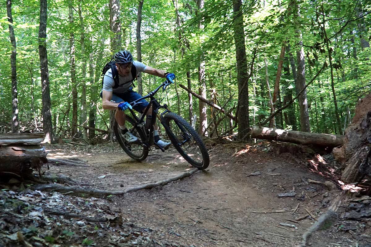 yt izzo mountain bike review