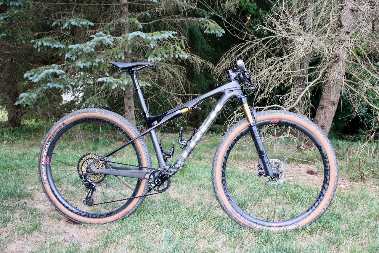 Bontrager Verse Saddle on Trek Supercal