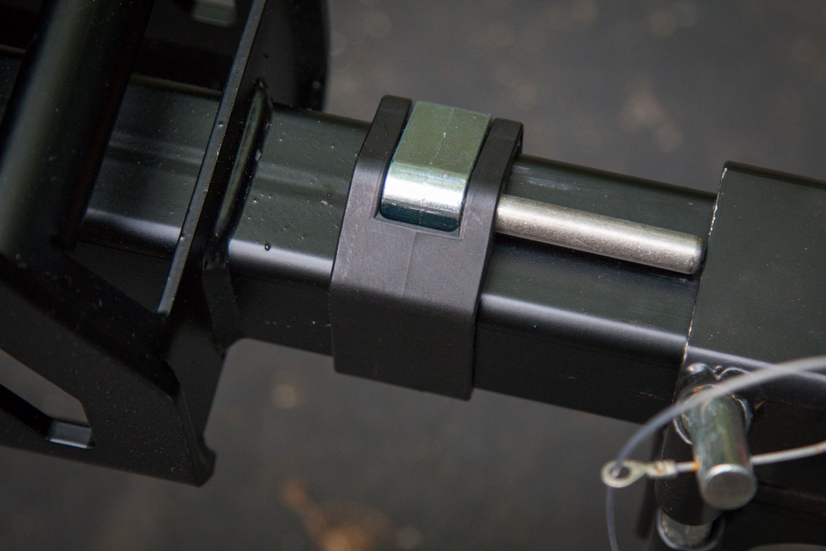Saris MTR Bike rack hitch position