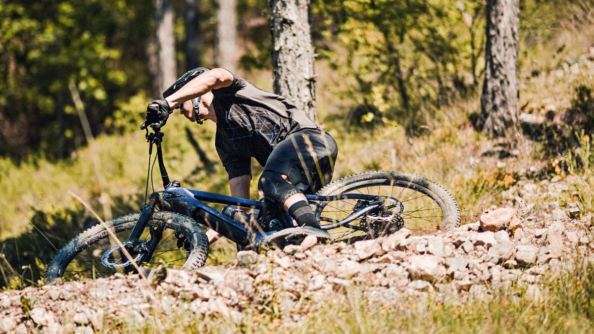 Shimano EP8 e-MTB system, lighter stronger upgraded e-bike eMTB powertrain