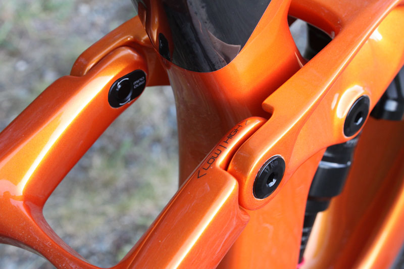 2021 Trek Slash 9.9 X01, Mino Link flip chip