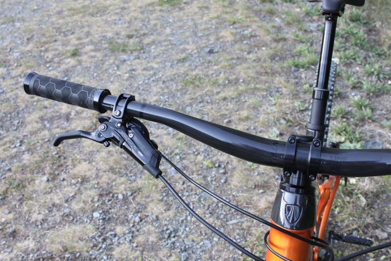 2021 Trek Slash 9.9 X01, handlebars