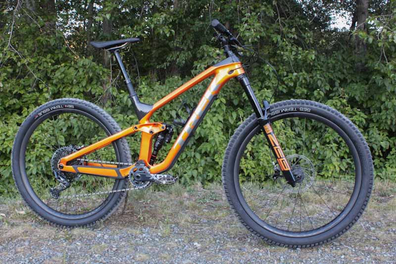 2021 Trek Slash 9.9 X01, right side