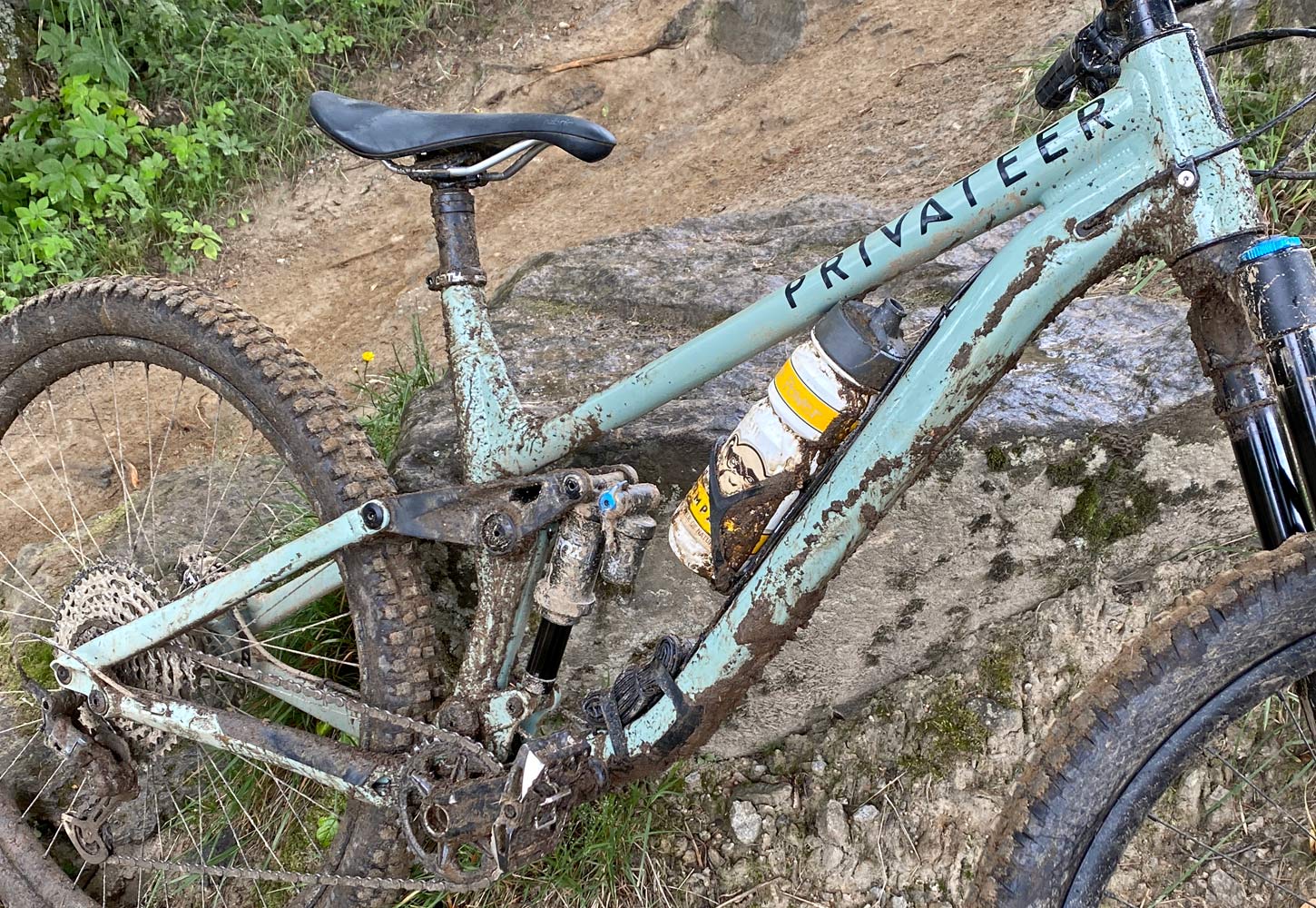 Privateer 141 all-mountain trail bike, affordable alloy 29er trail enduro all-mountain bike, muddy bike