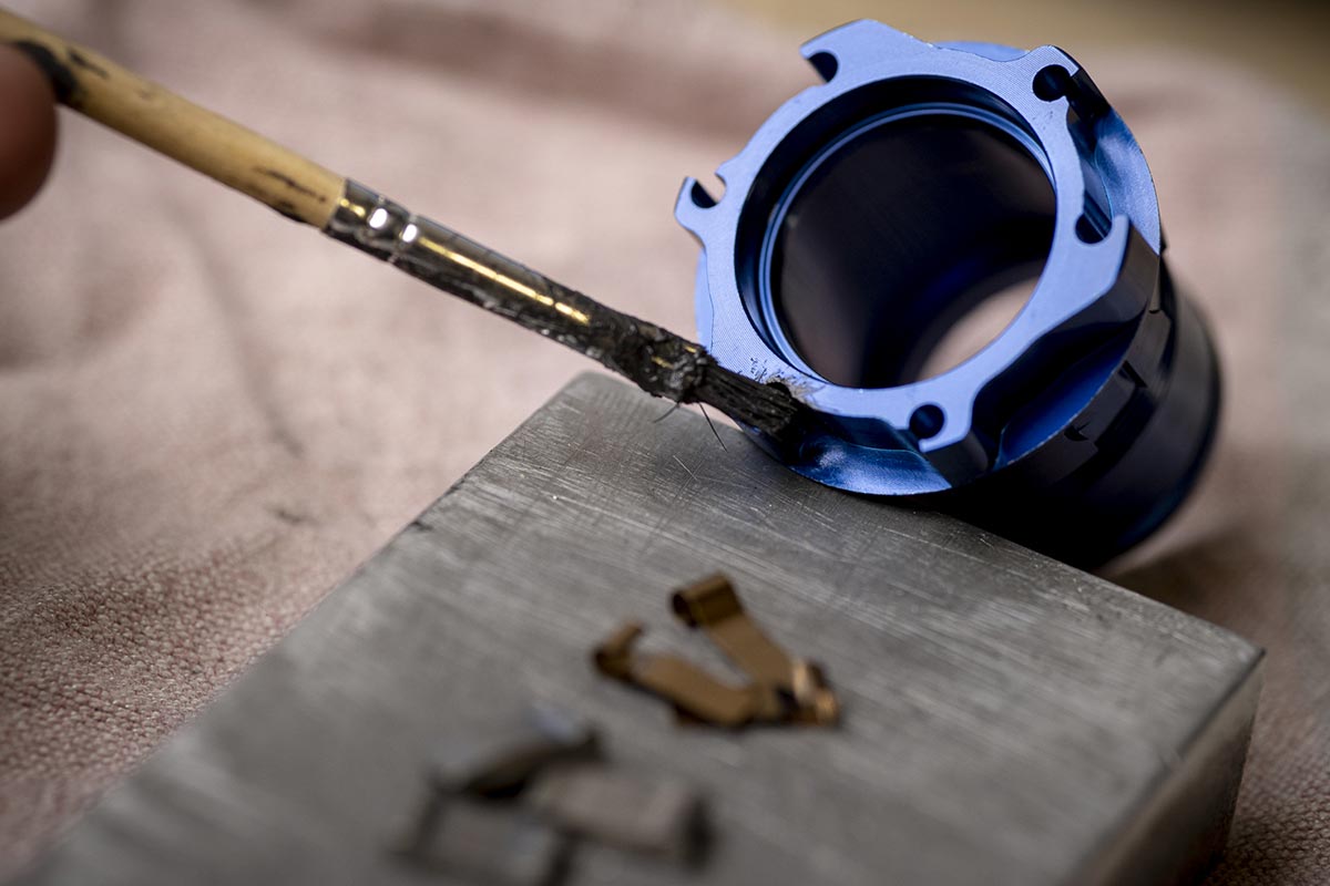 dry lubricant pawl pocket tune rear hub