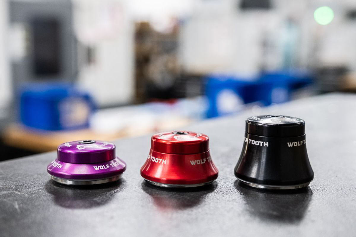 wolf tooth components is42 headsets showing different spacer heights