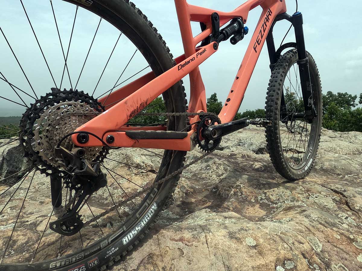 fezzari delano peak frame features and tech details with full ride review