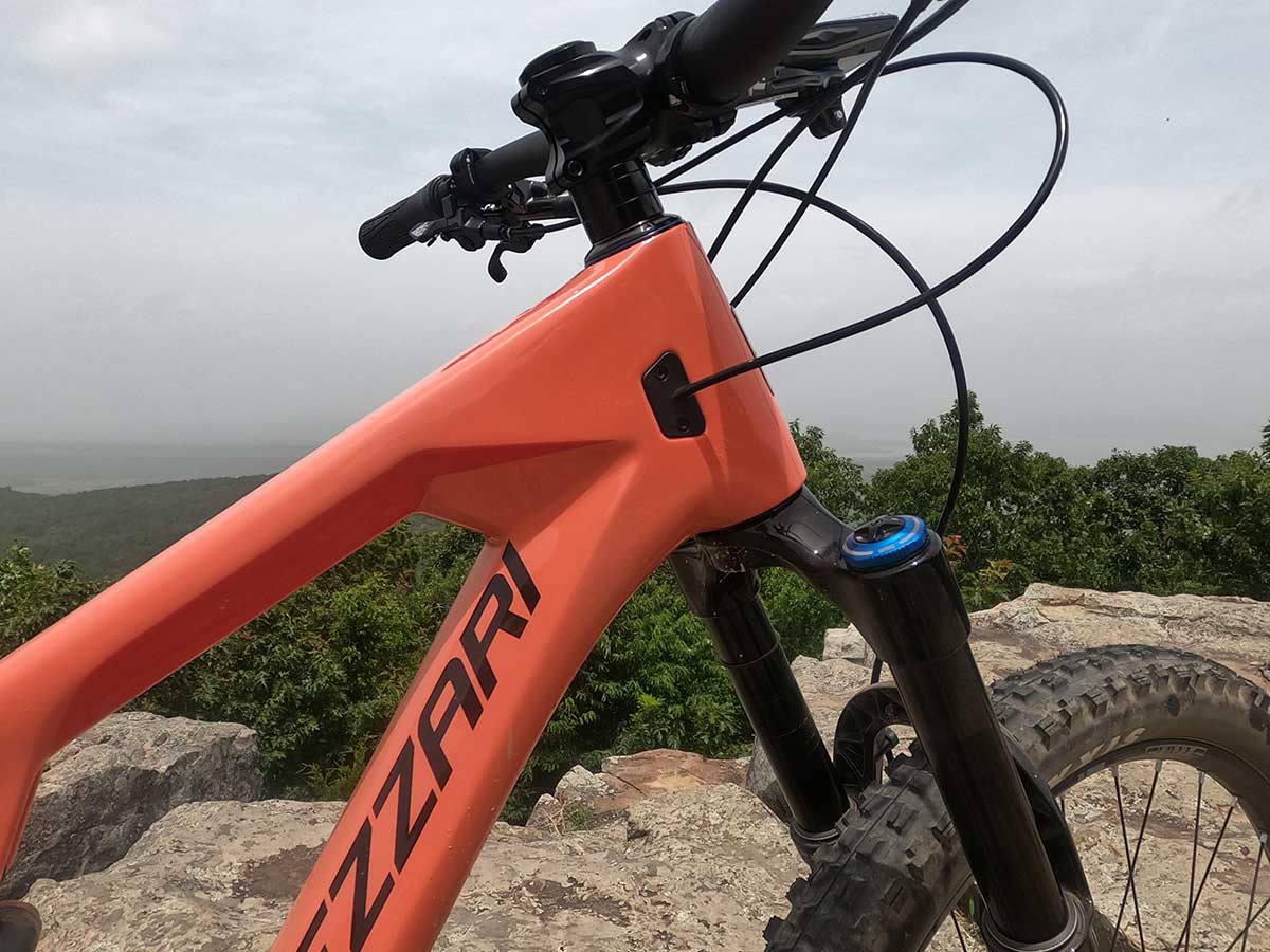 fezzari delano peak frame features and tech details with full ride review