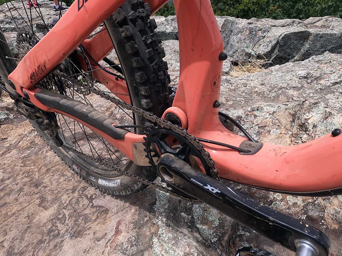 fezzari delano peak frame features and tech details with full ride review