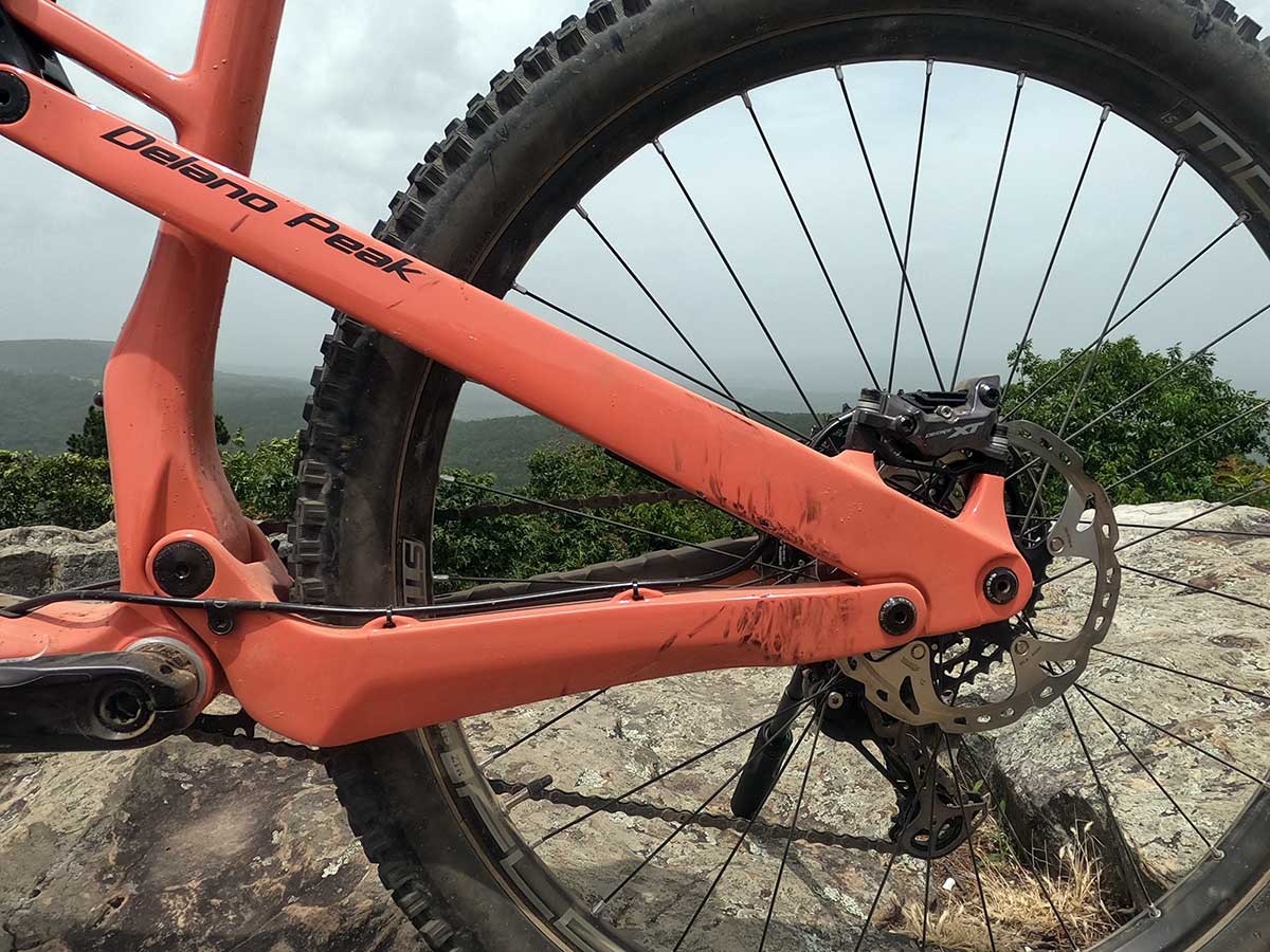 fezzari delano peak frame features and tech details with full ride review