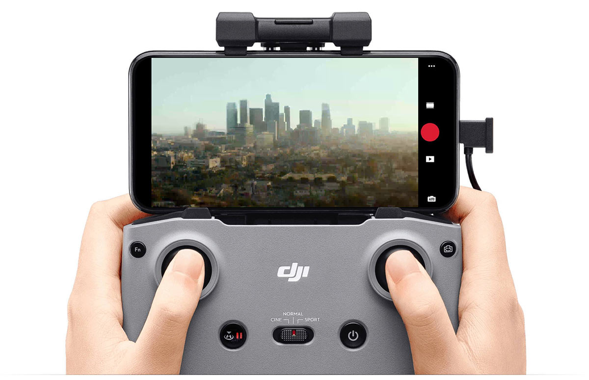 mavic mini 2 ocusync remote gives it up to 10 kilometer video transmission and flight range