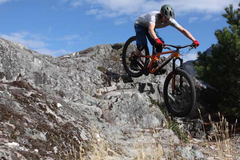 2020 Trek Slash, Steve Fisher on steep rocks