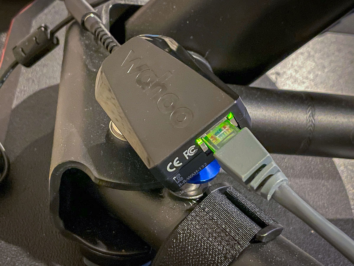 Wahoo KICKR Direct Connect trainer ethernet adapter lights on