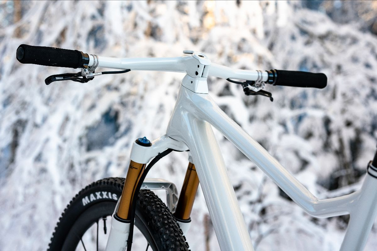 scott hyper spark dangerholm build syncros fraser carbon bar integrated cable management stealth routing