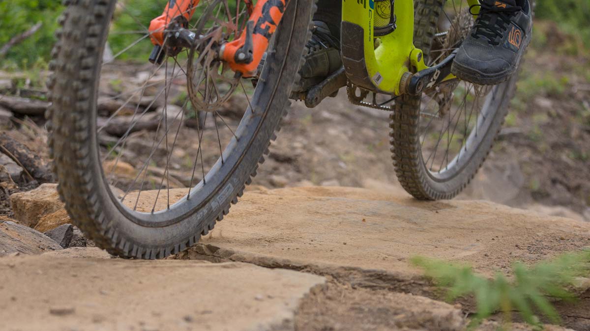 wtb vigilante best tire pressure 27.5" wheel rocky terrain