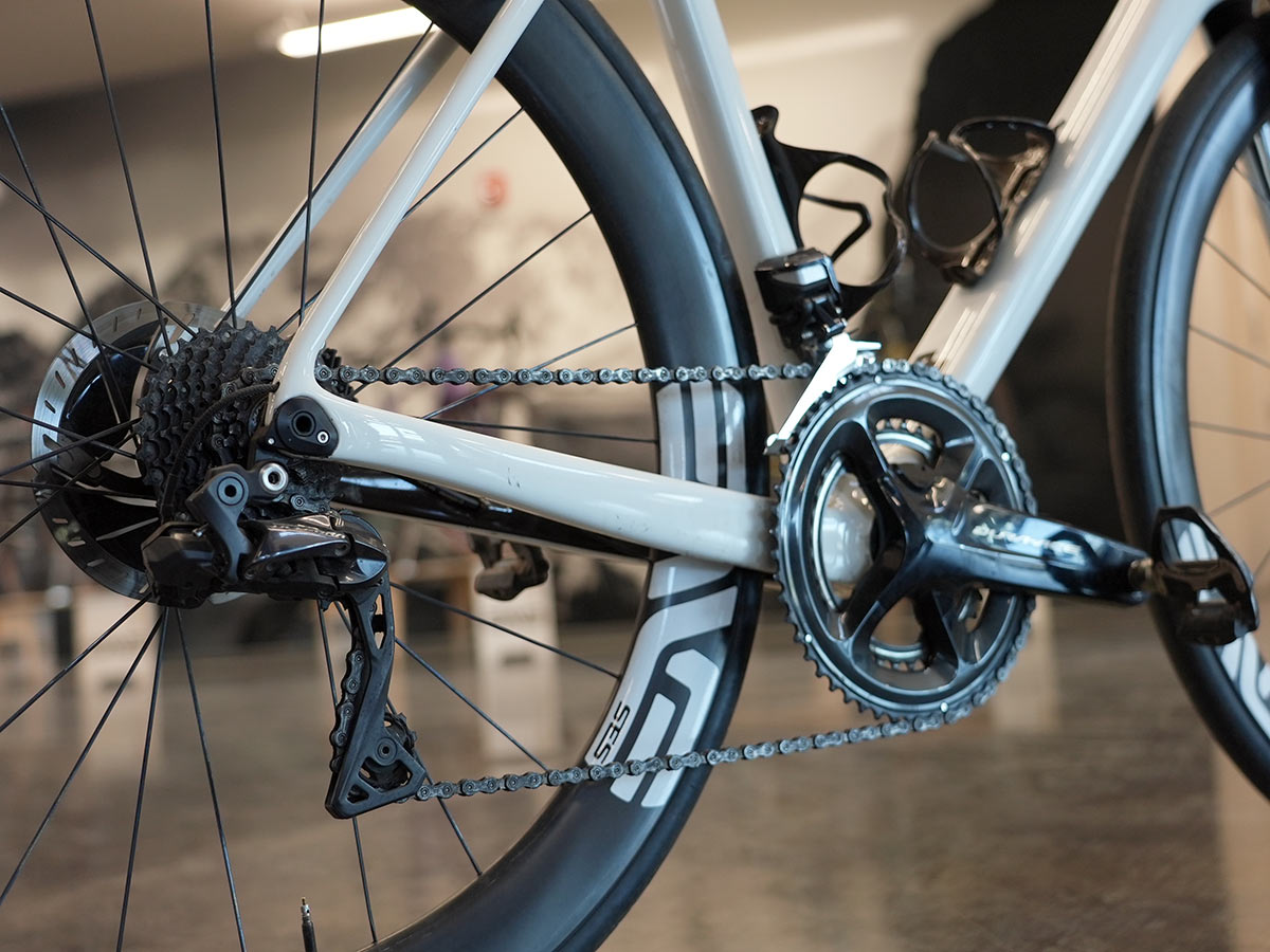 closeup details of finished enve carbon road bike from our factory tour