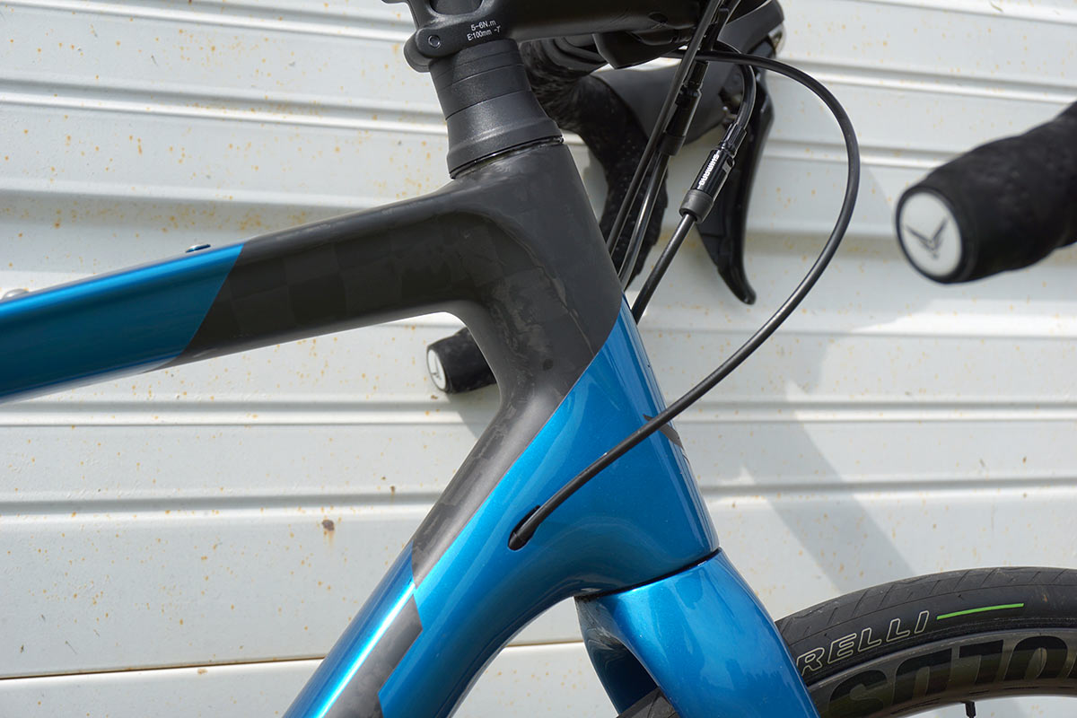 Felt VR Advanced endurance road bike head tube