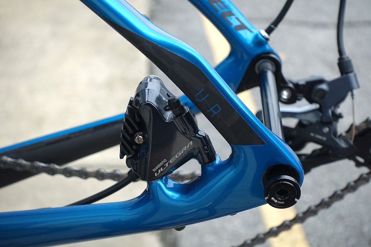 felt vr carbon thru axle dropouts flat mount disc brake caliper