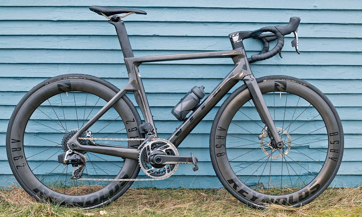 2021 Vitus ZX-1 EVO aero road bike, lightweight integrated aero carbon race bike, CRX eTap Red