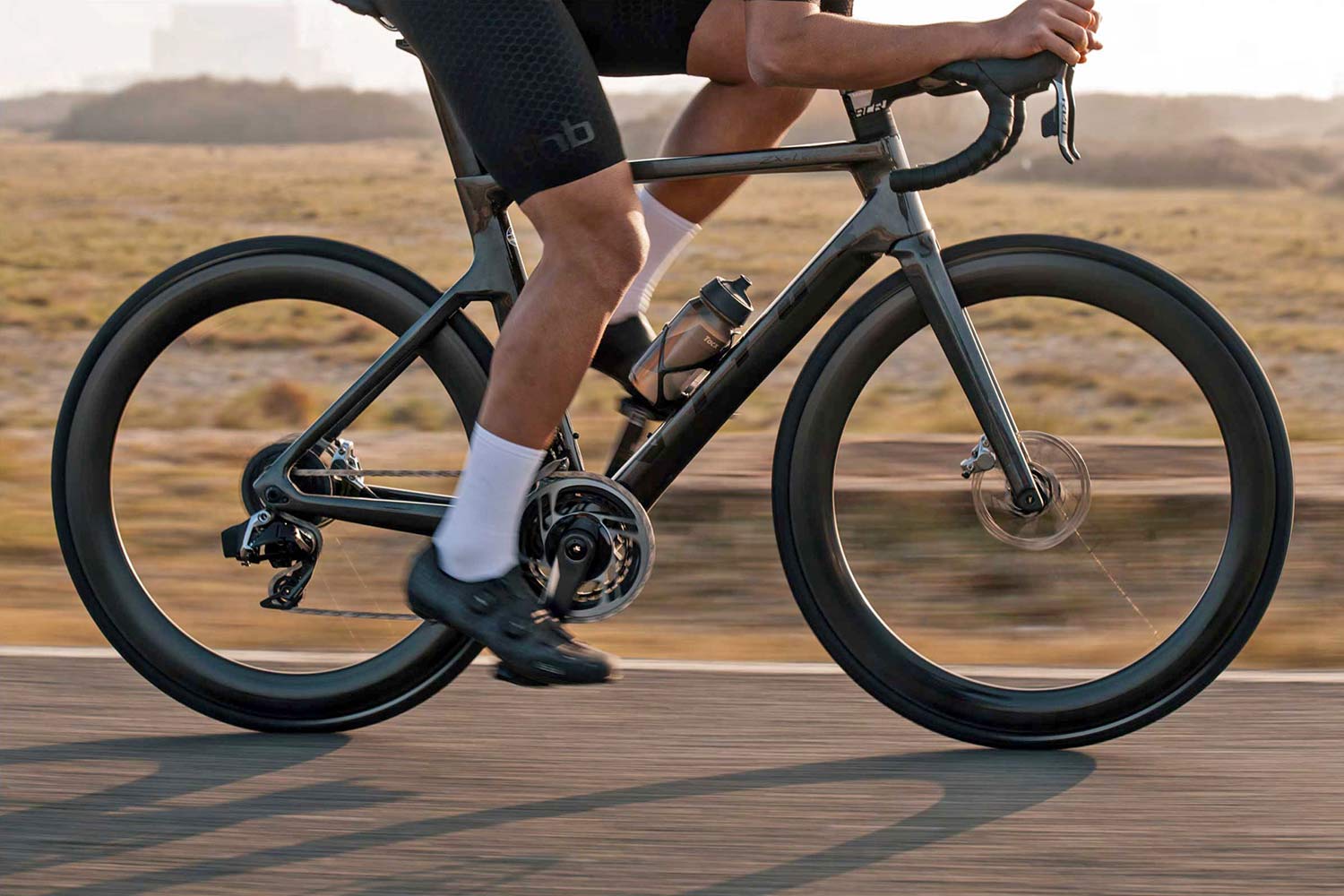 2021 Vitus ZX-1 EVO aero road bike, lightweight integrated aero carbon race bike, riding