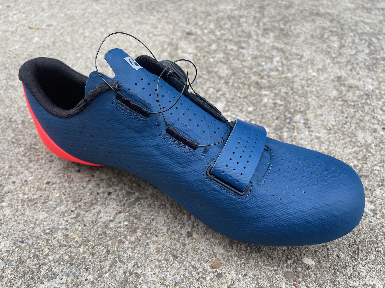 Bontrager Circuit shoe BOA close up