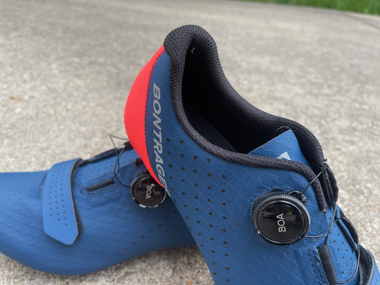 Bontrager Circuit shoe material close up