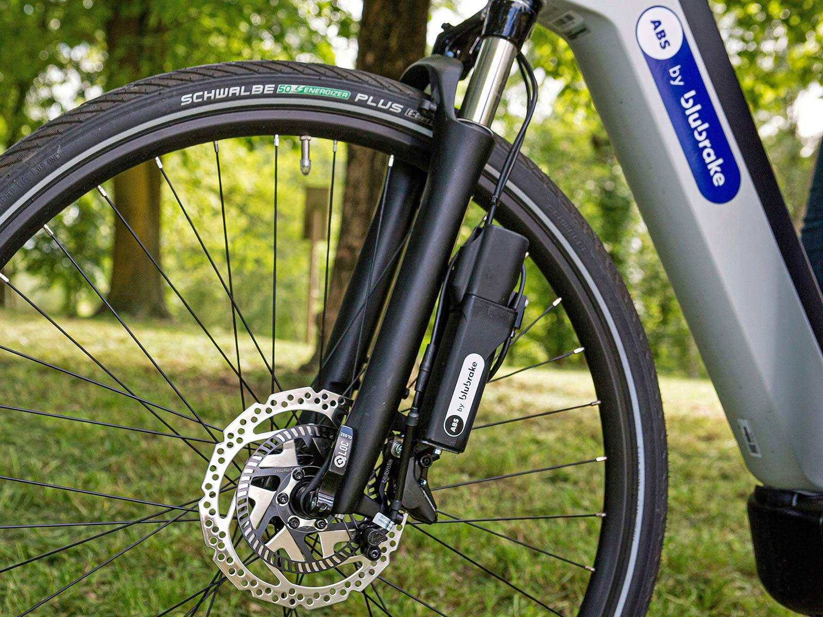 Blubrake ABS G2 bicycle anti-lock braking system, smaller lighter bike antilock brakes, external fork mount