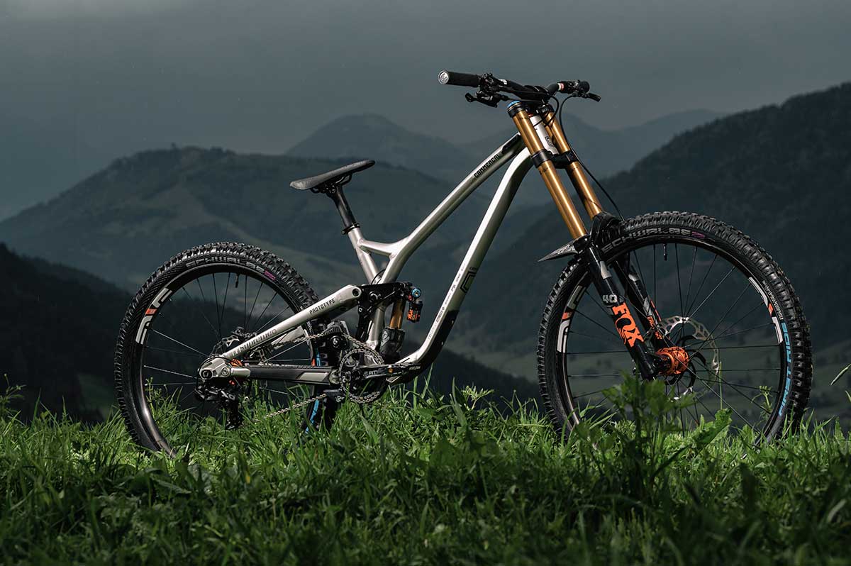commencal supreme dh prototype downhill bike amaury pierron leogang