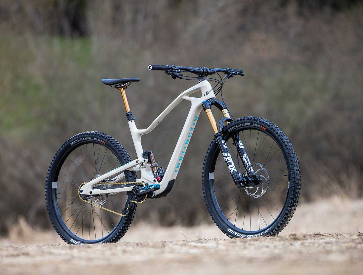 instinctiv m carbon mountain bike made with 7% recycled carbon fibre composite