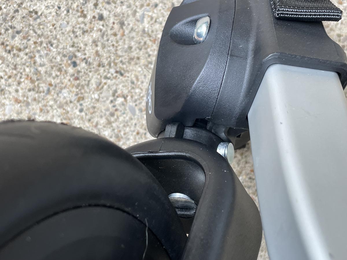 how to work burley trailer wheel
