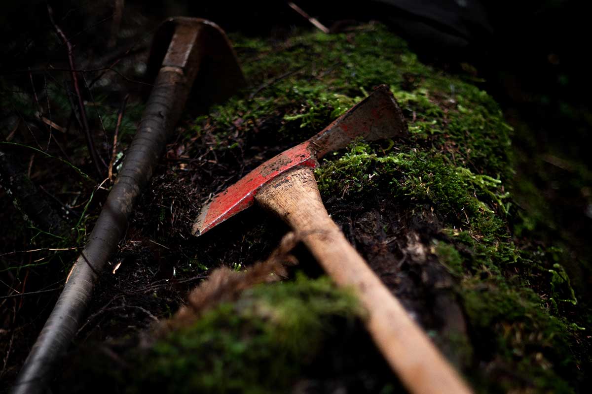 mattock hoe trail building tools blueprint flow trail bc